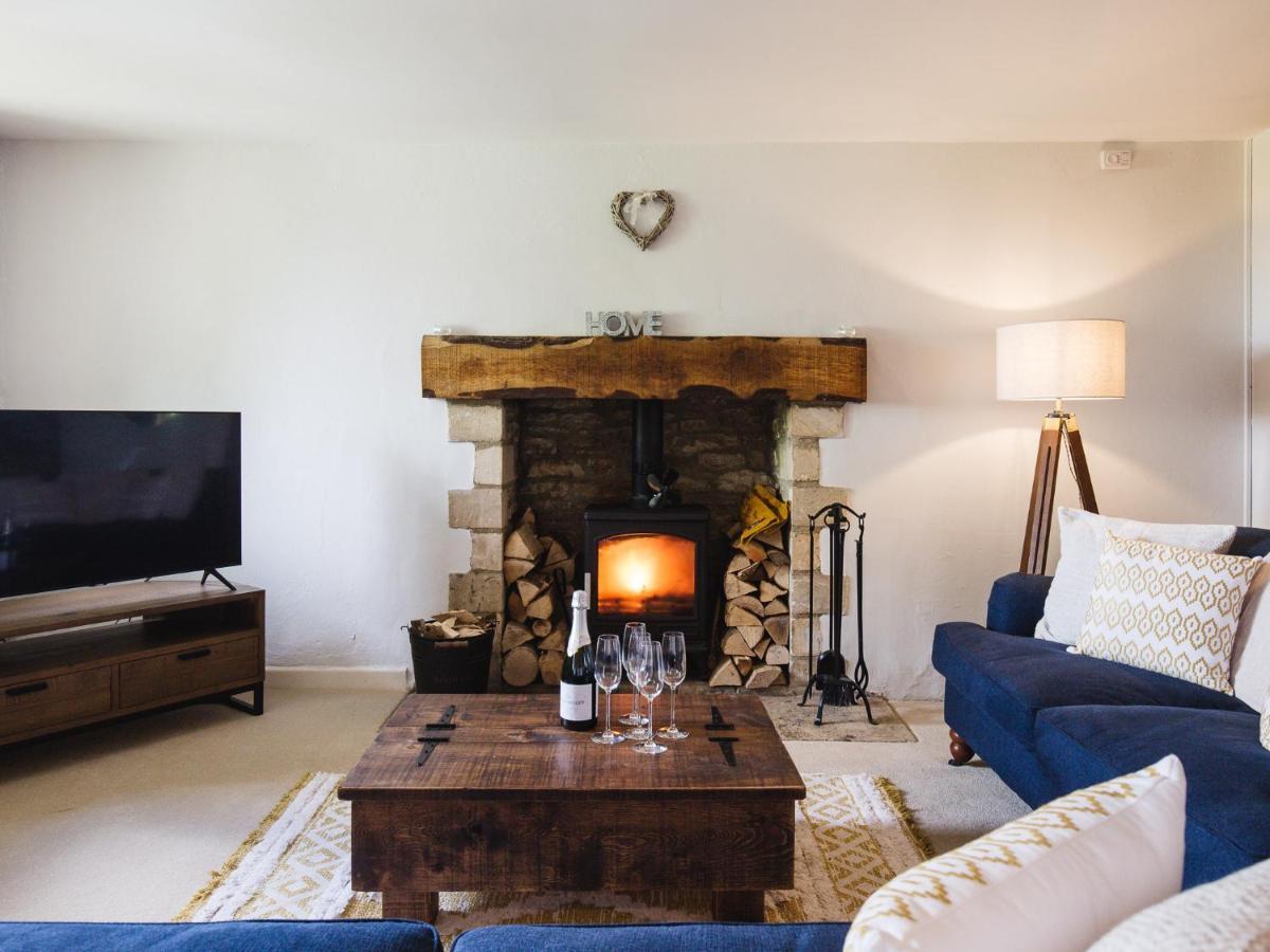 Villa Field View Cirencester Exterior foto